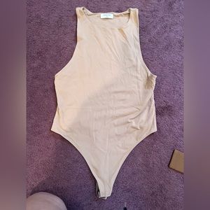Aritzia Babaton Contour Bodysuit